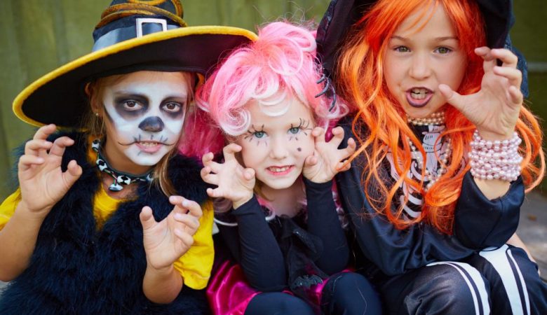 Fantasia Halloween Criativa, de familia!  Fantasias, Fantasias halloween,  Halloween