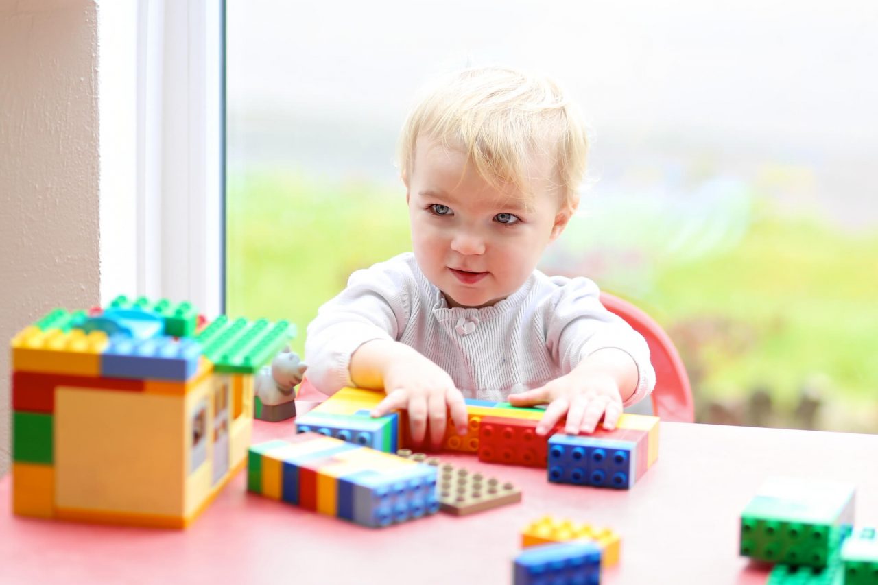 Boneca Grávida Com Família e Acessórios - Brinkero - Veja a nossa variedade  de brinquedos e LEGO®